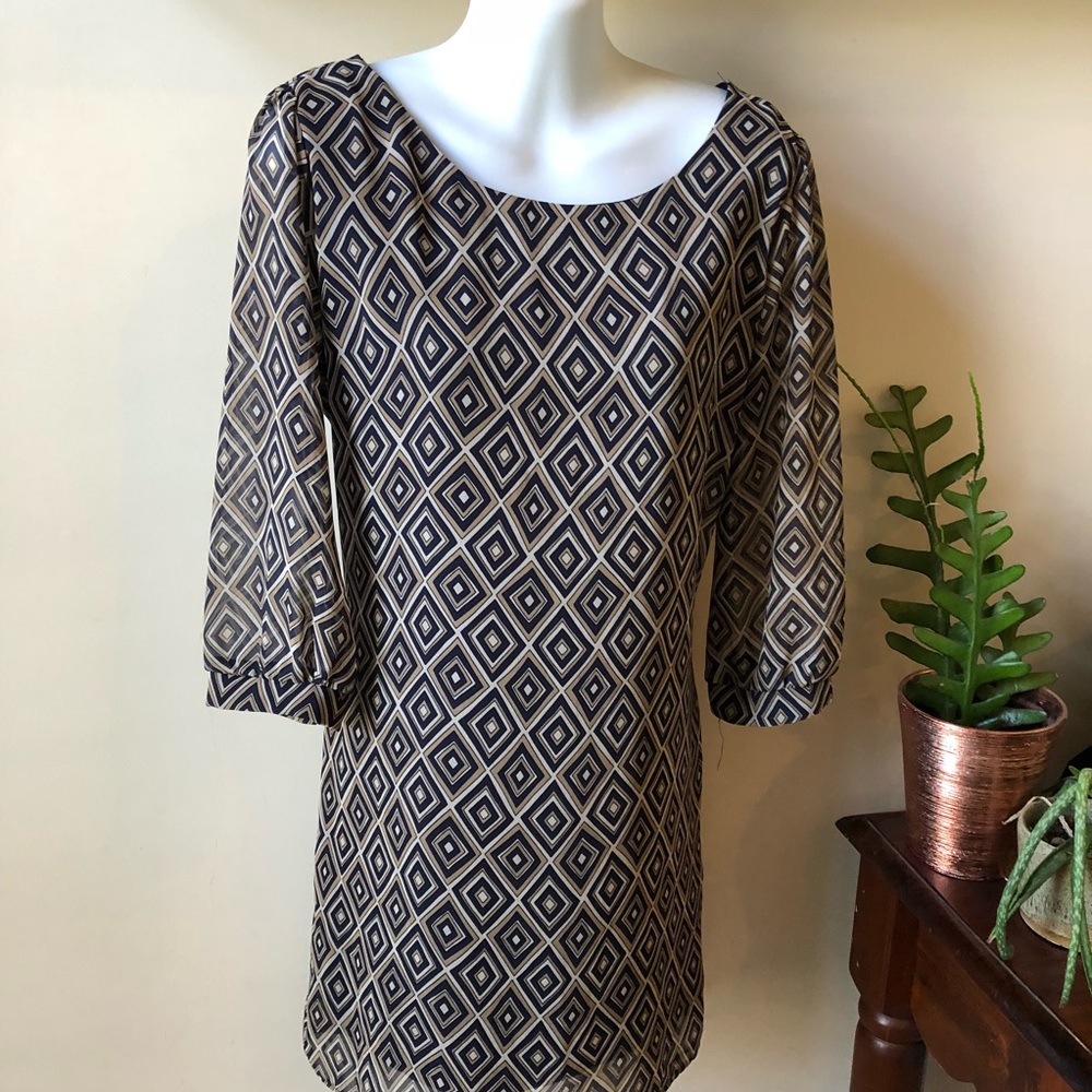My Story diamond pattern shift dress medium
